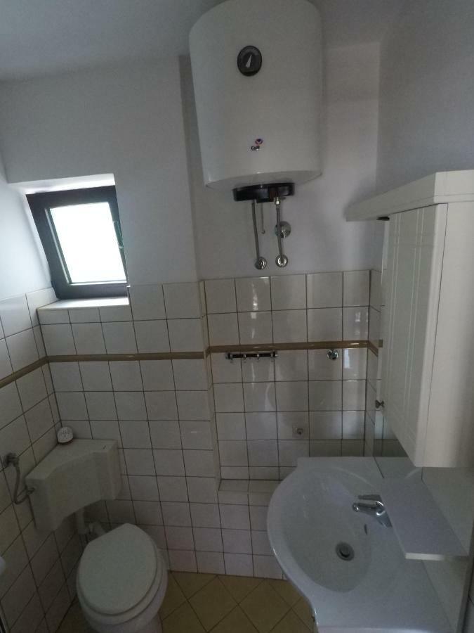 Apartman Stefanija Selce Exterior photo